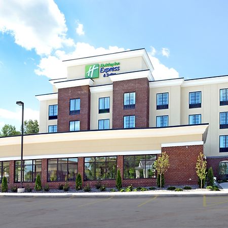 Holiday Inn Express & Suites Geneva Finger Lakes By Ihg Exterior foto
