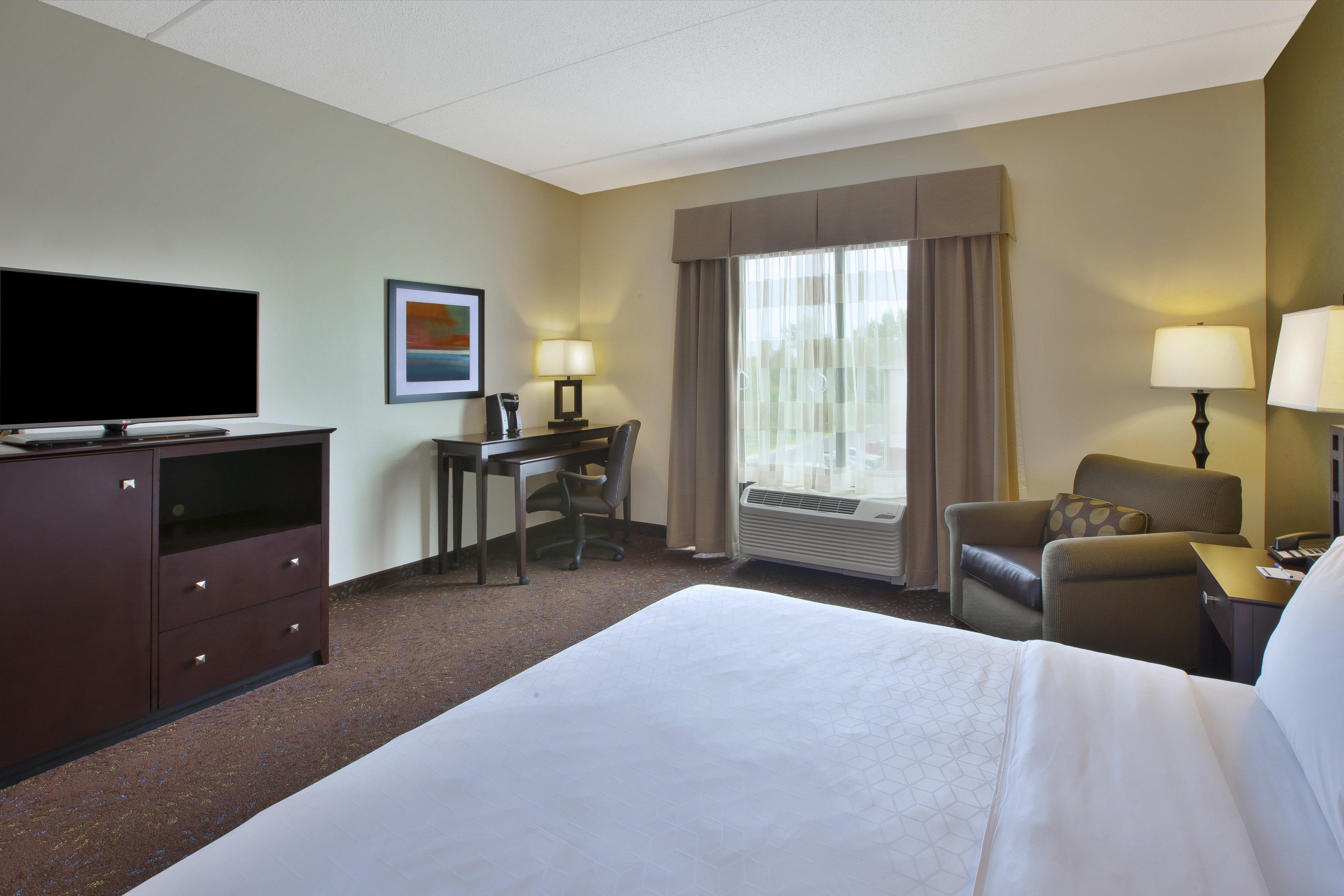 Holiday Inn Express & Suites Geneva Finger Lakes By Ihg Exterior foto
