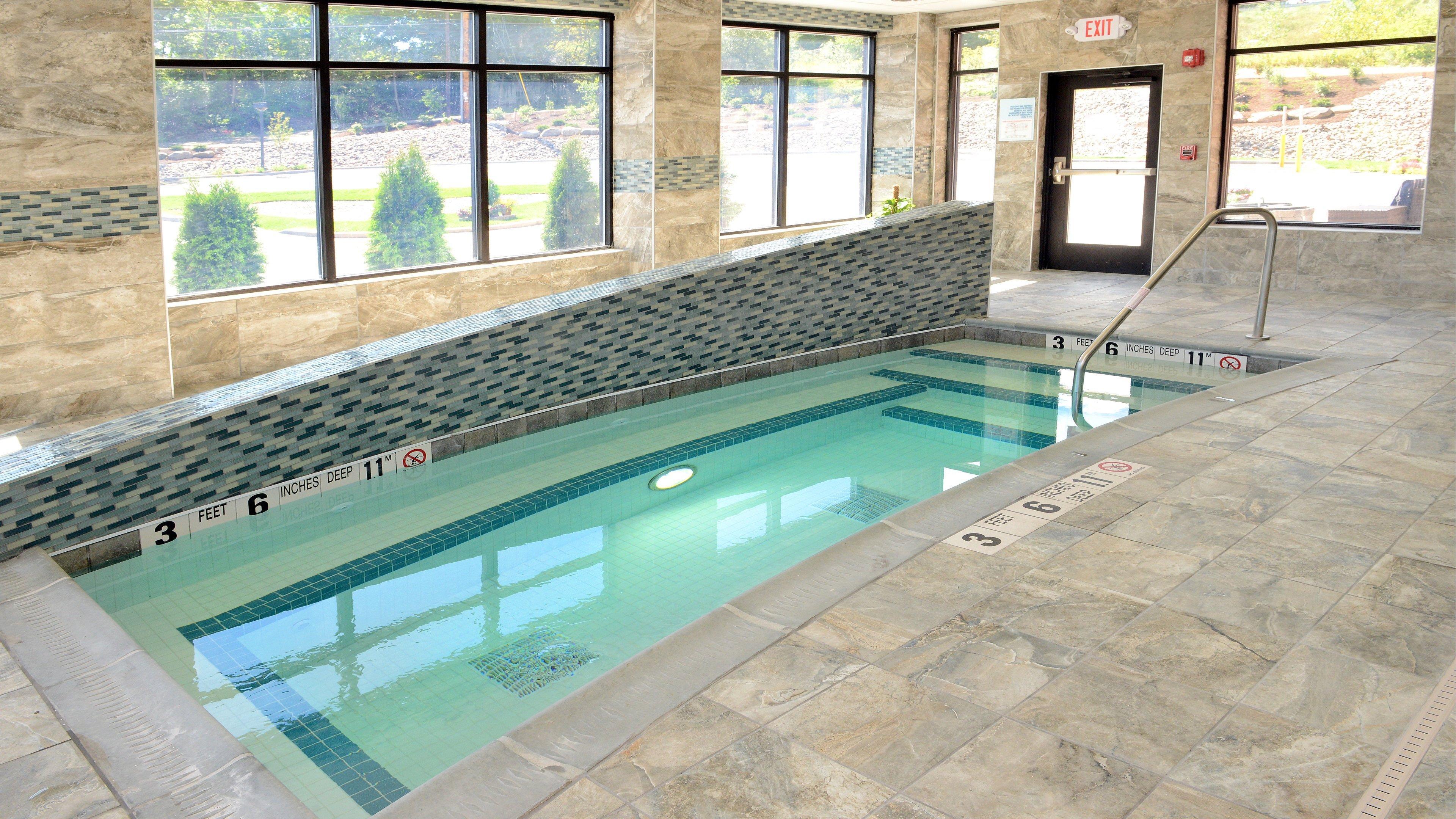 Holiday Inn Express & Suites Geneva Finger Lakes By Ihg Exterior foto