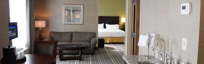 Holiday Inn Express & Suites Geneva Finger Lakes By Ihg Exterior foto
